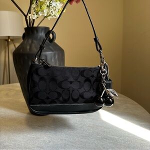 Coach black signature jacquard demi shoulder bag 🖤